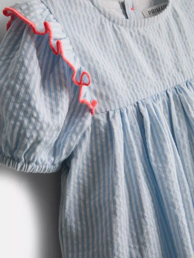 0–18 Monate | Gestreiftes Seersucker-Kleid für Neugeborene 0–18 Monate | Gestreiftes Seersucker-Kleid für Neugeborene