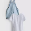 0–36 Monate | Set aus T-Shirt und Latzhose mit Obststickerei 0–36 Monate | Set aus T-Shirt und Latzhose mit Obststickerei