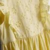 0–36 Monate | Smockkleid mit Broderie-Anglaise-Stickerei 0–36 Monate | Smockkleid mit Broderie-Anglaise-Stickerei