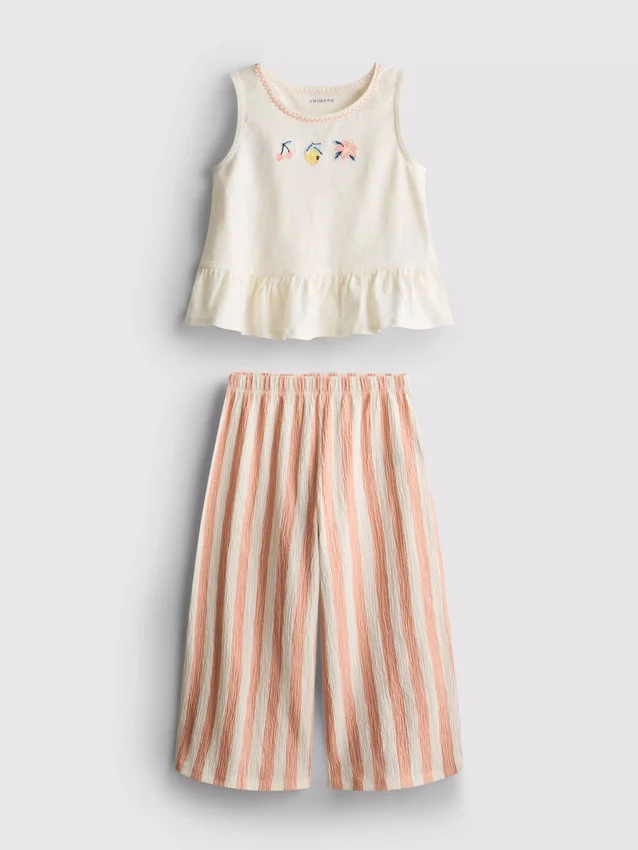 1,5–8 Jahre | Besticktes Set aus Oberteil mit Schößchen und Hose 1,5–8 Jahre | Besticktes Set aus Oberteil mit Schößchen und Hose