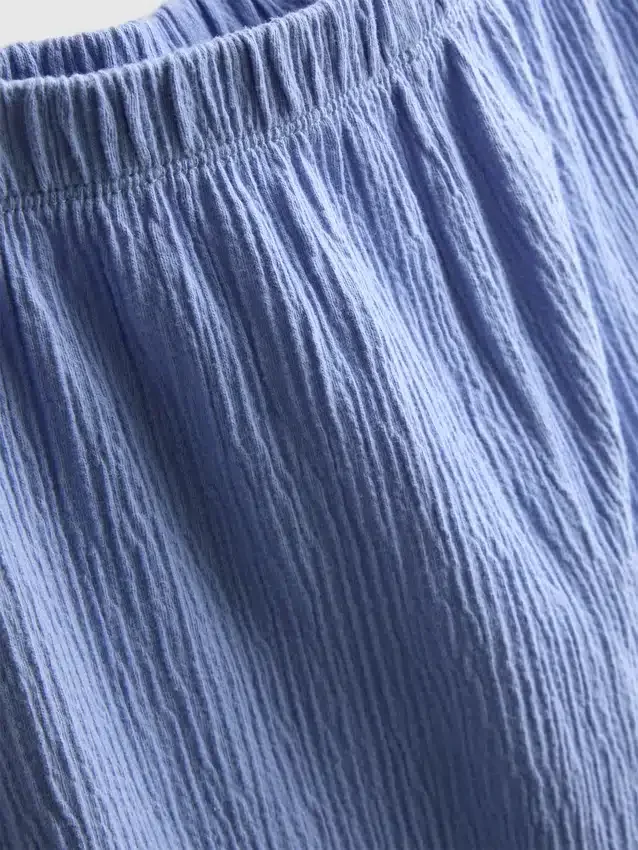 1,5–8 Jahre | Besticktes Set aus Oberteil mit Schößchen und Hose 1,5–8 Jahre | Besticktes Set aus Oberteil mit Schößchen und Hose