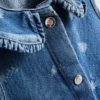 1,5–8 Jahre | Ärmelloses Jeanskleid mit Kragen und Blumenmuster 1,5–8 Jahre | Ärmelloses Jeanskleid mit Kragen und Blumenmuster