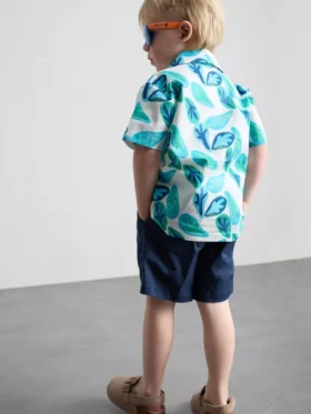 1,5–8 Jahre | Set aus Hemd und Shorts aus Slub-Baumwolle