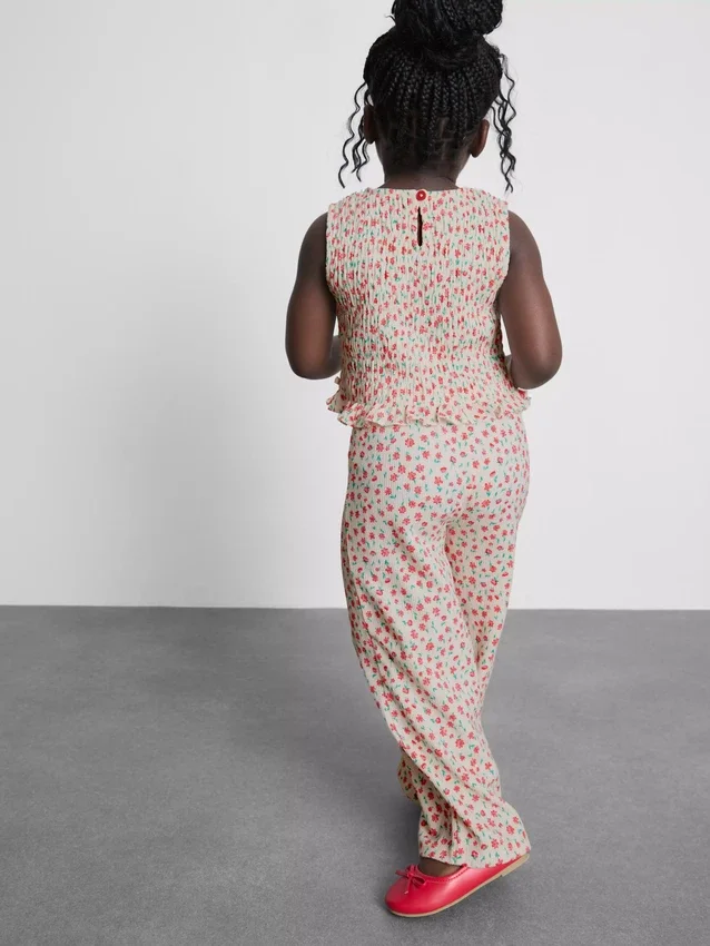 1,5–8 Jahre | Set aus ärmelloser Bluse und Hose 1,5–8 Jahre | Set aus ärmelloser Bluse und Hose