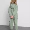 1,5–8 Jahre | Sport-Set aus Kapuzenpullover mit Reißverschluss und Cargo-Jogginghose 1,5–8 Jahre | Sport-Set aus Kapuzenpullover mit Reißverschluss und Cargo-Jogginghose