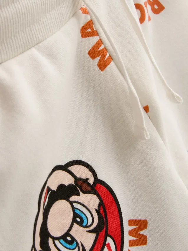 1,5–8 Jahre | „Super Mario World“-Set aus Sweatshirt und Jogginghose 1,5–8 Jahre | „Super Mario World“-Set aus Sweatshirt und Jogginghose