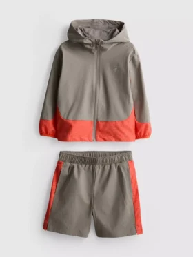 1,5–9 Jahre | Aktives Set aus Trainingsjacke und Shorts