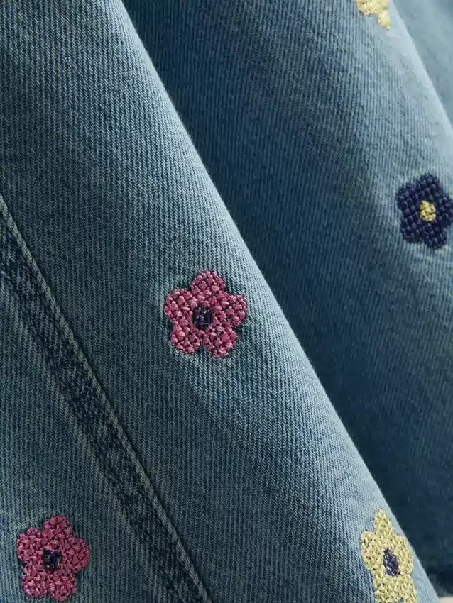 1,5–9 Jahre | besticktes Jeans-Kleid 1,5–9 Jahre | besticktes Jeans-Kleid