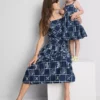 1,5–9 Jahre | Besticktes Smock-Kleid mit Spaghettiträgern 1,5–9 Jahre | Besticktes Smock-Kleid mit Spaghettiträgern
