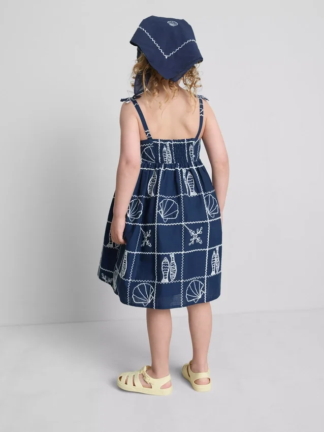 1,5–9 Jahre | Besticktes Smock-Kleid mit Spaghettiträgern 1,5–9 Jahre | Besticktes Smock-Kleid mit Spaghettiträgern