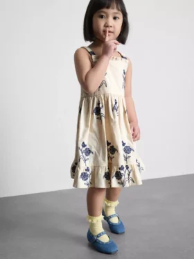 1,5–9 Jahre | Gerafftes Stufenkleid mit Blumenmuster