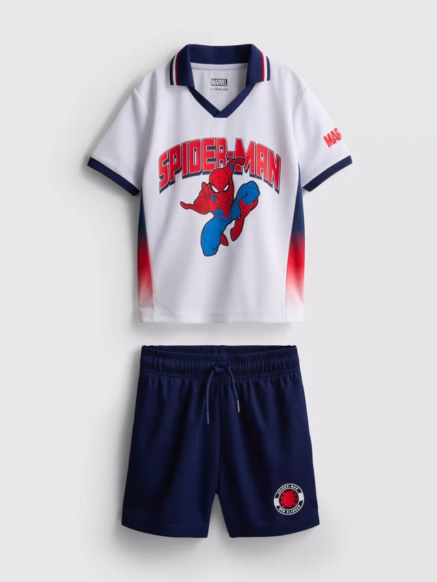 1,5–9 Jahre | Marvel Spider-Man Fußball-T-Shirt und Shorts im Set 1,5–9 Jahre | Marvel Spider-Man Fußball-T-Shirt und Shorts im Set