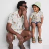 1,5–9 Jahre | Set aus bedrucktem T-Shirt und Shorts 1,5–9 Jahre | Set aus bedrucktem T-Shirt und Shorts