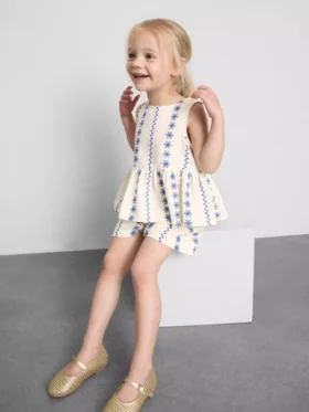 1,5–9 Jahre | Set aus bestickter Bluse und Shorts