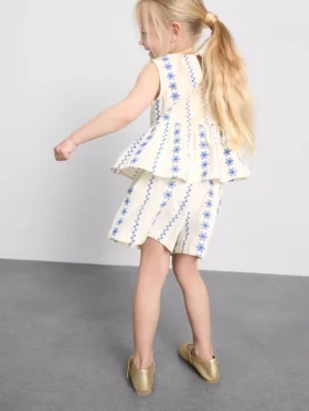 1,5–9 Jahre | Set aus bestickter Bluse und Shorts