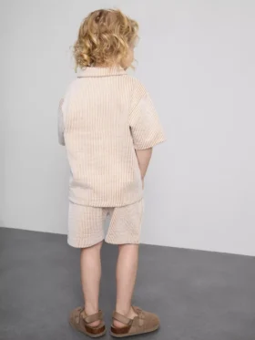 1,5–9 Jahre | Set aus gestreiftem Hemd und Shorts