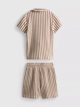 1,5–9 Jahre | Set aus gestreiftem Strick-T-Shirt und Shorts