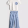 1,5–9 Jahre | Set aus Hemd mit Rüschen und Hose 1,5–9 Jahre | Set aus Hemd mit Rüschen und Hose