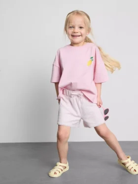 1,5–9 Jahre | Set aus kastenförmigem T-Shirt und Shorts