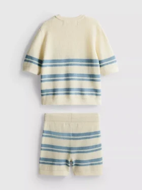 1,5–9 Jahre | Set aus Strickoberteil und Shorts