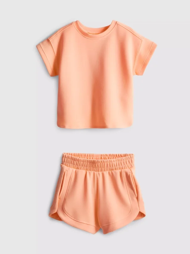 1,5–9 Jahre | Set aus T-Shirt und Shorts 1,5–9 Jahre | Set aus T-Shirt und Shorts