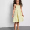 1,5–9 Jahre | Trägervorkleid mit Stufenschnitt 1,5–9 Jahre | Trägervorkleid mit Stufenschnitt