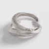 2er-Pack Armreifen im „geschmolzenes Metall“-Look
