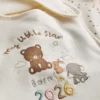 2er-Pack „Born in 2026“-Lätzchen 2er-Pack „Born in 2026“-Lätzchen