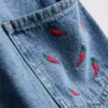 7–15 Jahre | bestickte Jeans-Latzhose 7–15 Jahre | bestickte Jeans-Latzhose