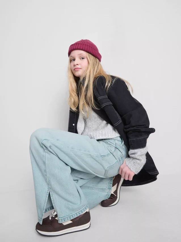 7–15 Jahre | Jeans mit weitem Bein und Schlitz am Saum 7–15 Jahre | Jeans mit weitem Bein und Schlitz am Saum