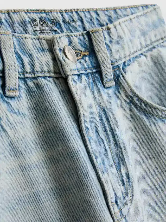 7–15 Jahre | Jeans mit weitem Bein und Schlitz am Saum 7–15 Jahre | Jeans mit weitem Bein und Schlitz am Saum