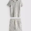 7–15 Jahre | Set aus gestreiftem Strickhemd und Shorts 7–15 Jahre | Set aus gestreiftem Strickhemd und Shorts