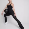 Aktiv-Leggings mit hoher Taille, sanfter Stützkraft und ausgestelltem Schnitt Aktiv-Leggings mit hoher Taille, sanfter Stützkraft und ausgestelltem Schnitt