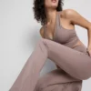 Aktiv-Leggings mit hoher Taille und ausgestelltem Bein Aktiv-Leggings mit hoher Taille und ausgestelltem Bein