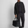Aktive Jacke mit hohem Kragen Aktive Jacke mit hohem Kragen