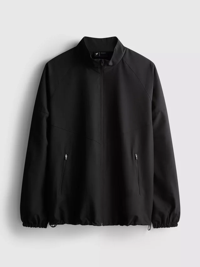 Aktive Jacke mit hohem Kragen Aktive Jacke mit hohem Kragen
