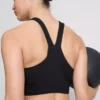 Aktives Crop-Top mit V-Ausschnitt und sanfter Stützfunktion Aktives Crop-Top mit V-Ausschnitt und sanfter Stützfunktion