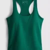 Aktives Tanktop mit U-Ausschnitt