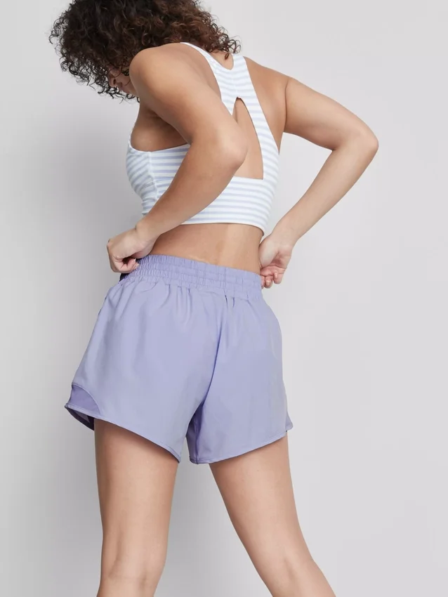Aktivshorts mit Mesh-Einsatz Aktivshorts mit Mesh-Einsatz