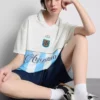 Argentinisches Fußballtrikot mit Kragen Argentinisches Fußballtrikot mit Kragen