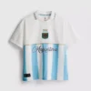 Argentinisches Fußballtrikot mit Kragen Argentinisches Fußballtrikot mit Kragen