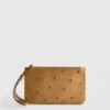 Armbandtasche mit Herz-Nieten