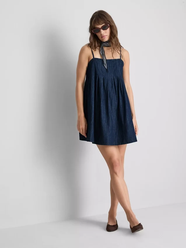 Babydoll-Minikleid aus Baumwoll-Denim Babydoll-Minikleid aus Baumwoll-Denim