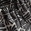 Badeshorts mit abstraktem Print Badeshorts mit abstraktem Print