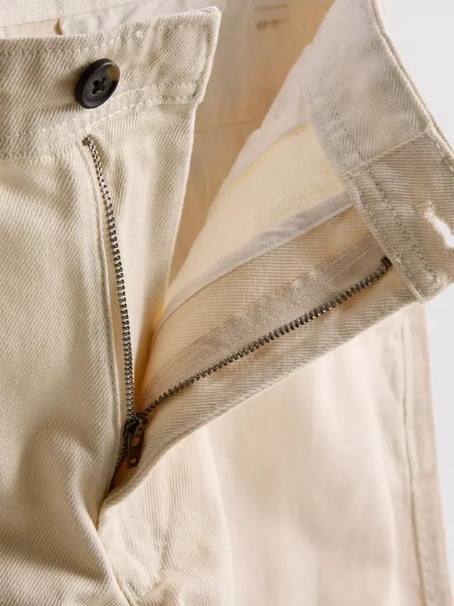 Baggy-Chinos mit mittlerer Leibhöhe Baggy-Chinos mit mittlerer Leibhöhe