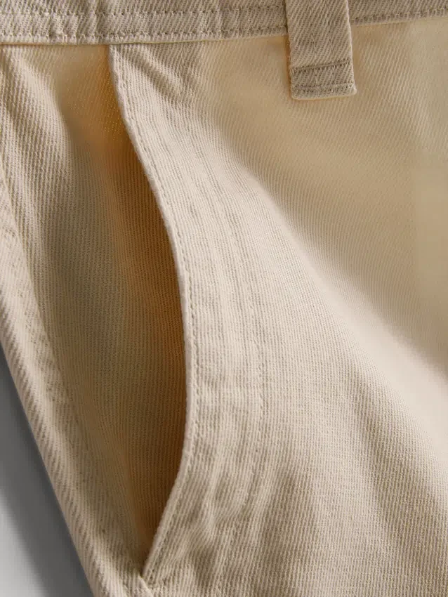 Baggy-Chinos mit mittlerer Leibhöhe Baggy-Chinos mit mittlerer Leibhöhe