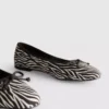Ballerinas mit Schleife