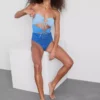 Bandeau-Badeanzug mit Cut-outs Bandeau-Badeanzug mit Cut-outs