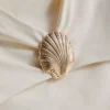 Bandeau-Badeanzug mit Muschelverzierungen Bandeau-Badeanzug mit Muschelverzierungen