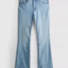 Baumwoll-Denim-Jeans mit ausgestelltem Bein und mittlerer Leibhöhe Baumwoll-Denim-Jeans mit ausgestelltem Bein und mittlerer Leibhöhe